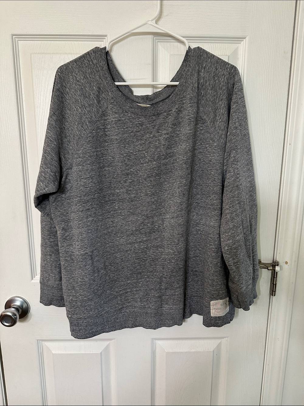 Old Navy Gray Women's Lightweight Crew Sweatshirt